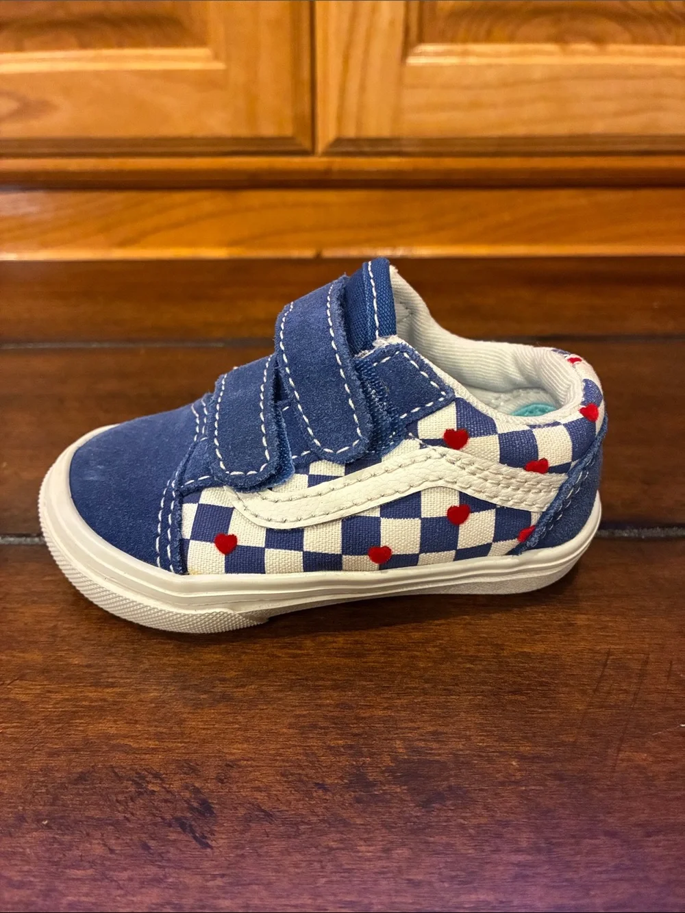 Vans Toddler Shoes – Size 4 Comfycush – Off the Wall “Autism Awareness” (ABBA)